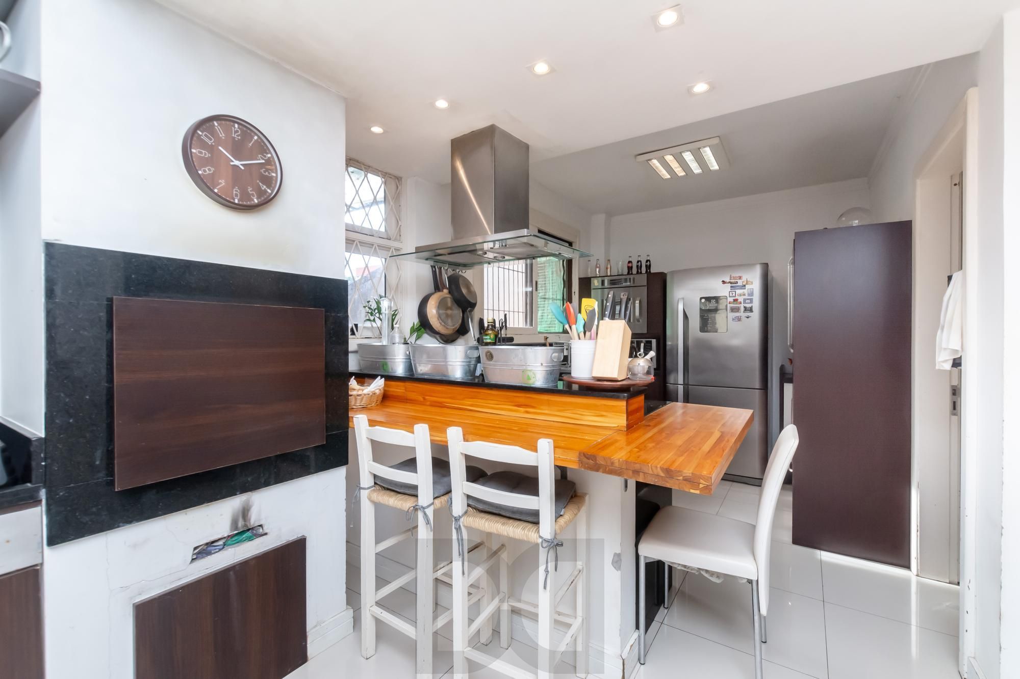 VENDA AMPLO APARTAMENTO RUA CALMA — foto 37