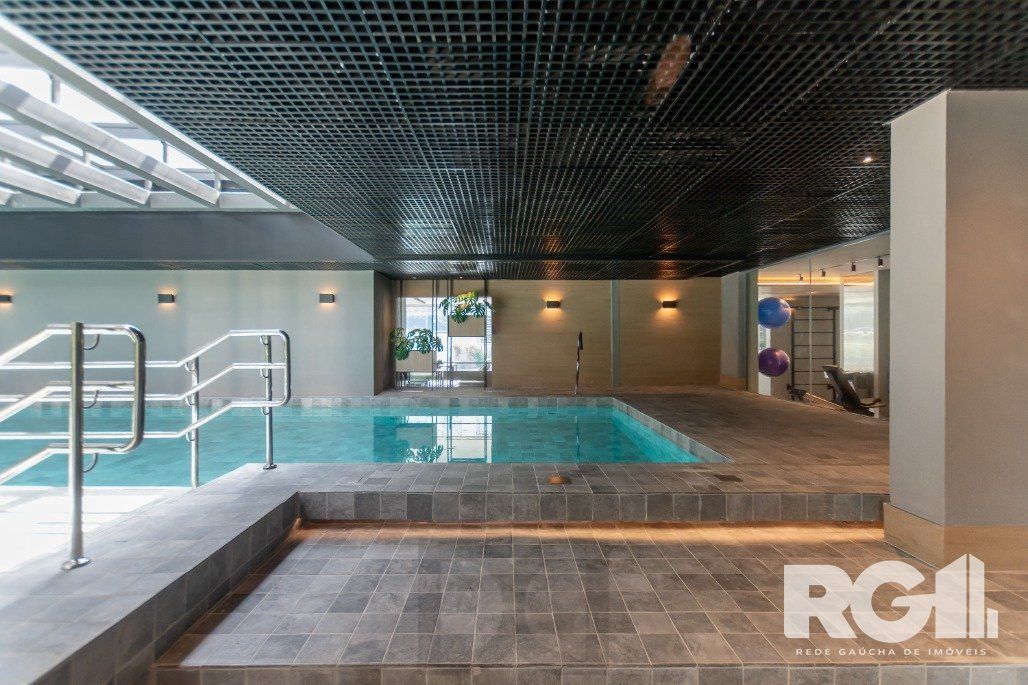 Apartamento com suíte, churrasqueira, vista e uma infraestrutura incrível!! — foto 46