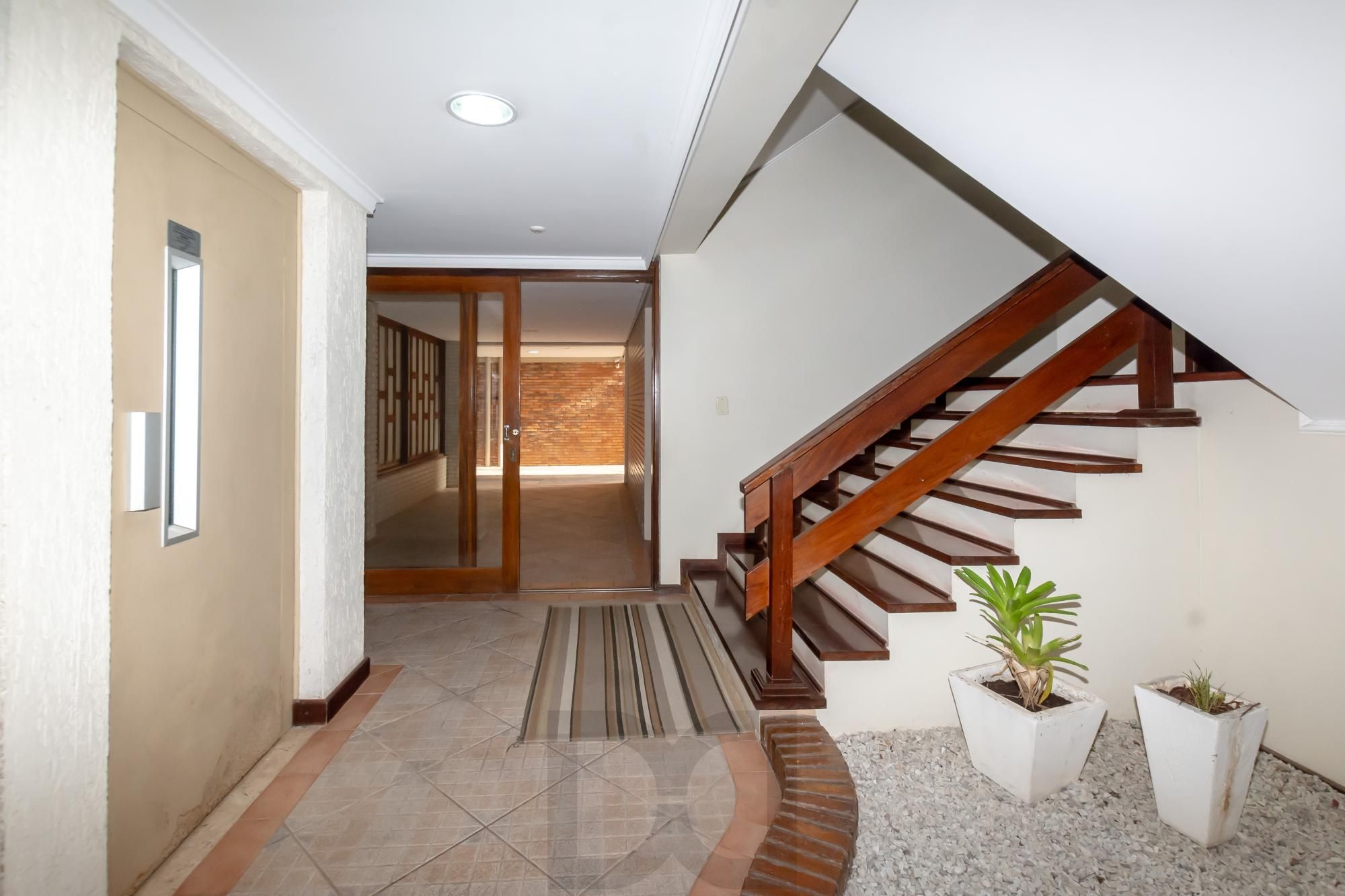 VENDA AMPLO APARTAMENTO RUA CALMA — foto 5