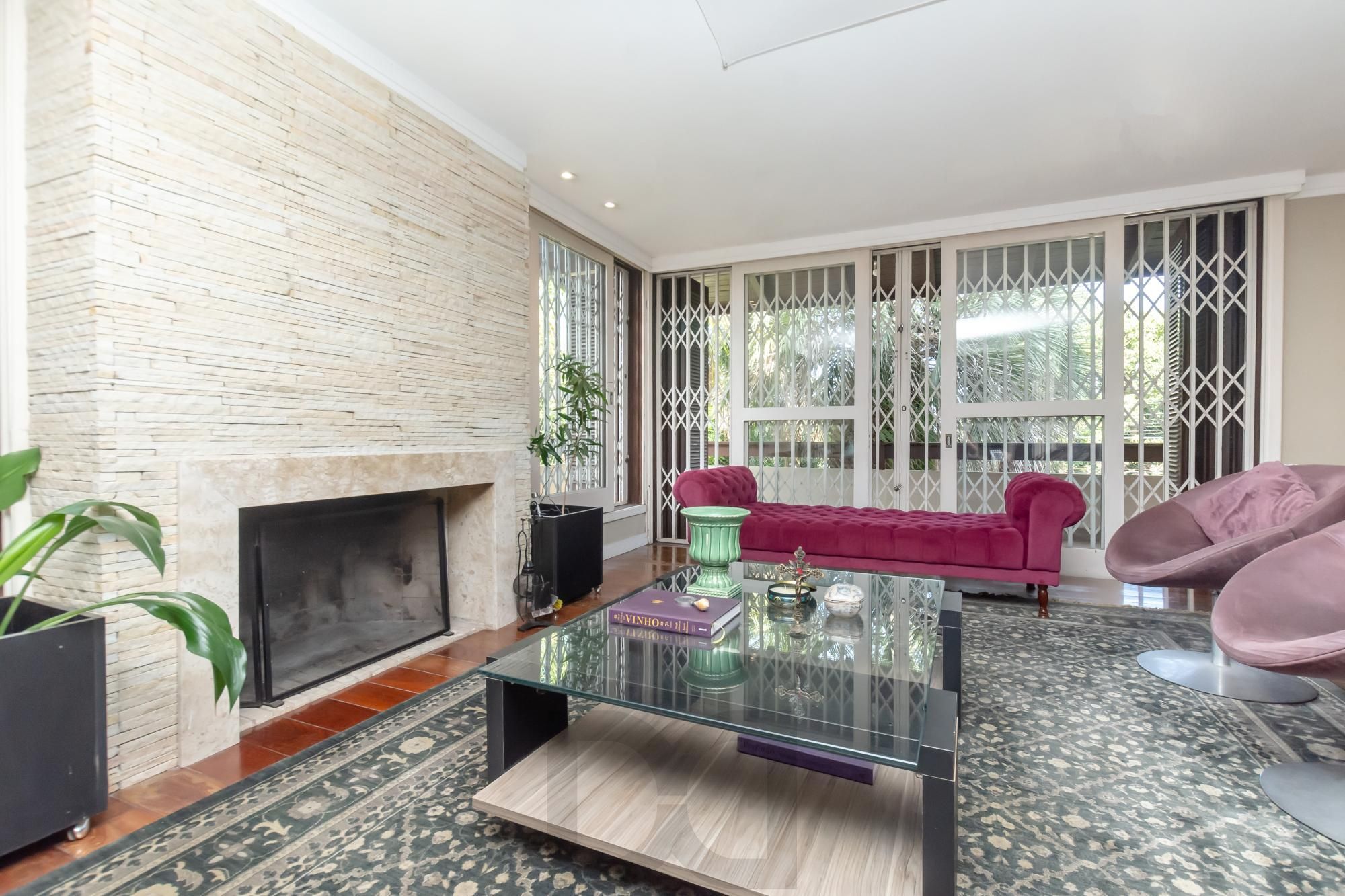 VENDA AMPLO APARTAMENTO RUA CALMA — foto 13