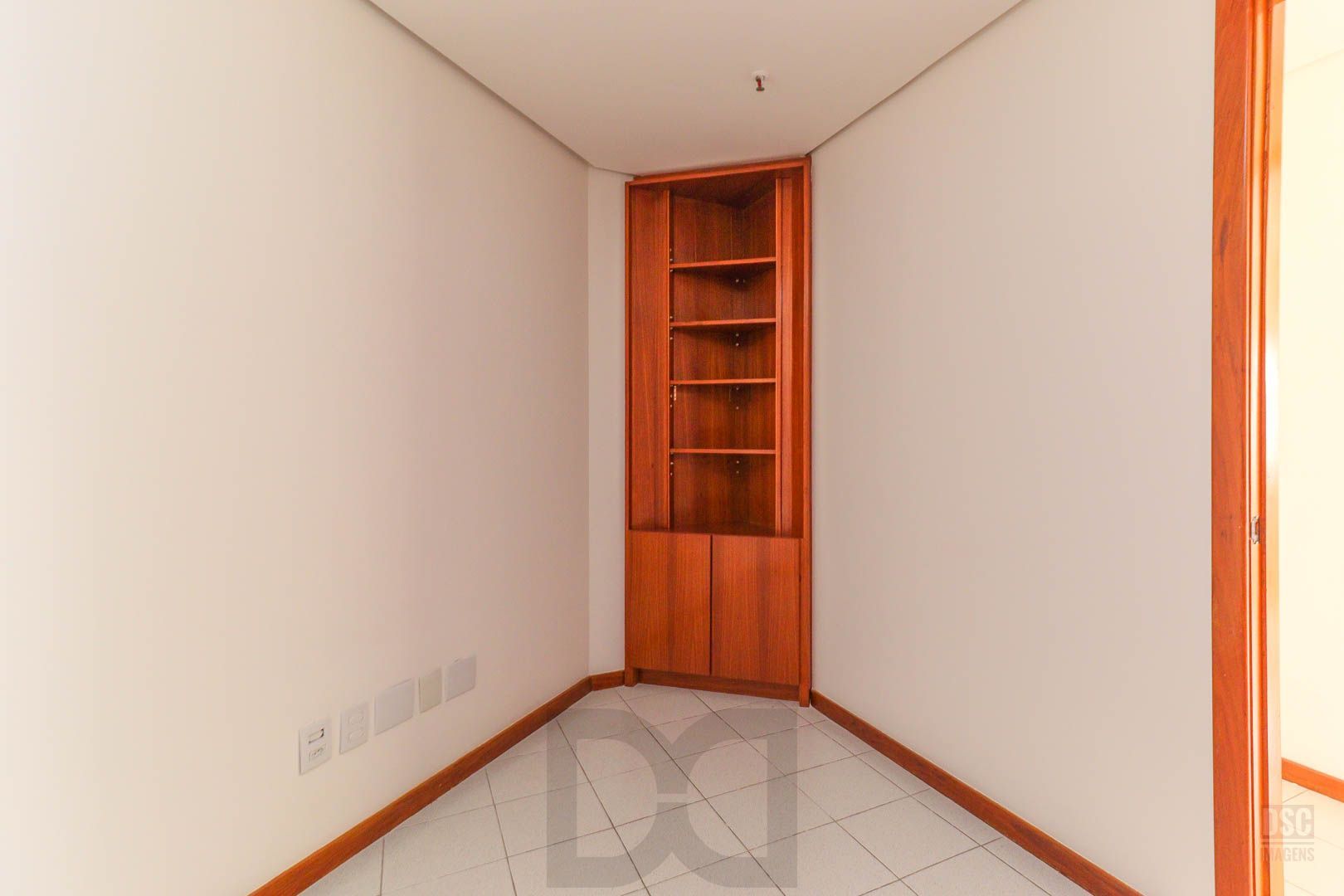 Sala comercial em um ponto excelente da Rua Padre Chagas. — foto 37