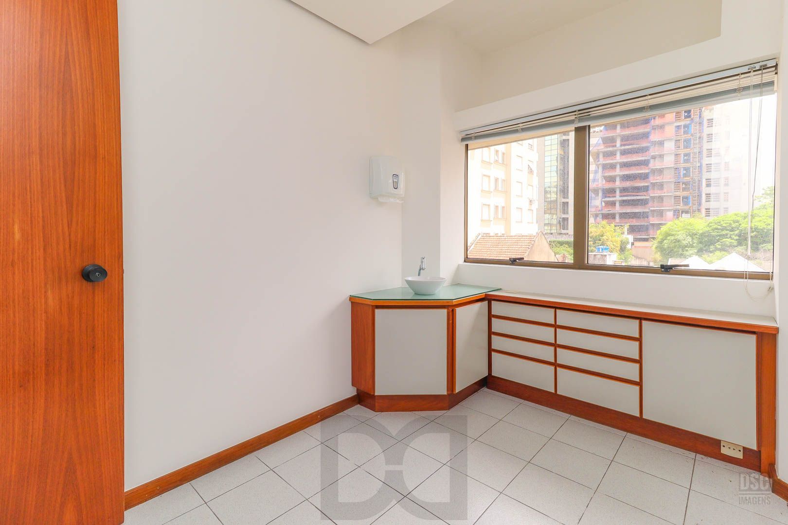 Sala comercial em um ponto excelente da Rua Padre Chagas. — foto 15