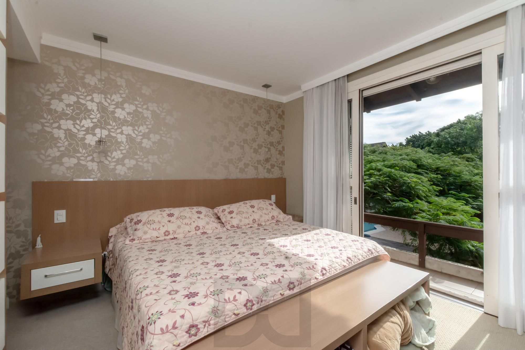 VENDA AMPLO APARTAMENTO RUA CALMA — foto 30