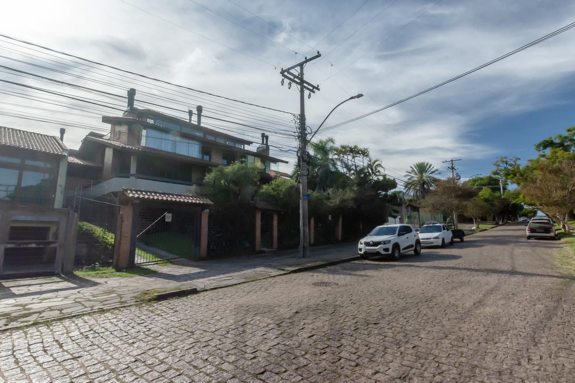 VENDA AMPLO APARTAMENTO RUA CALMA — foto 1