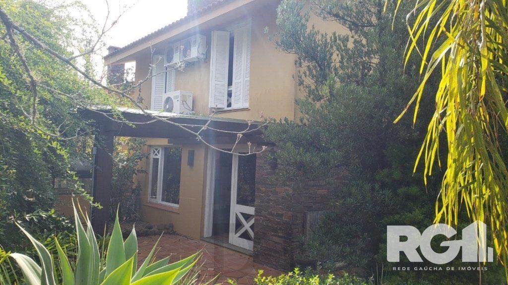 VENDA - ÓTIMA CASA EM CONDOMÍNIO NA ZONA SUL — foto 1