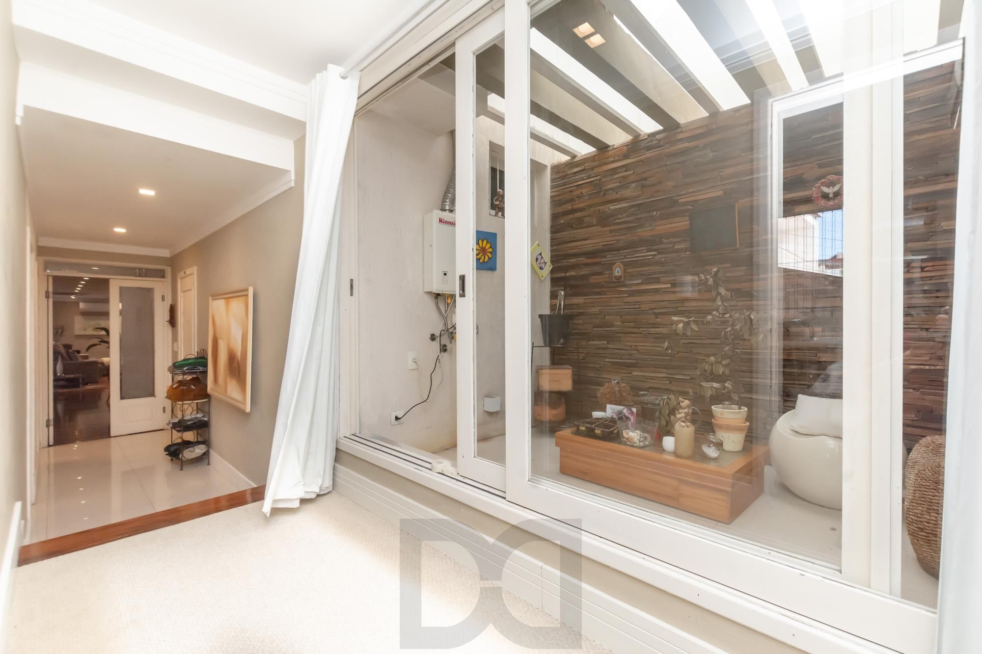 VENDA AMPLO APARTAMENTO RUA CALMA — foto 34