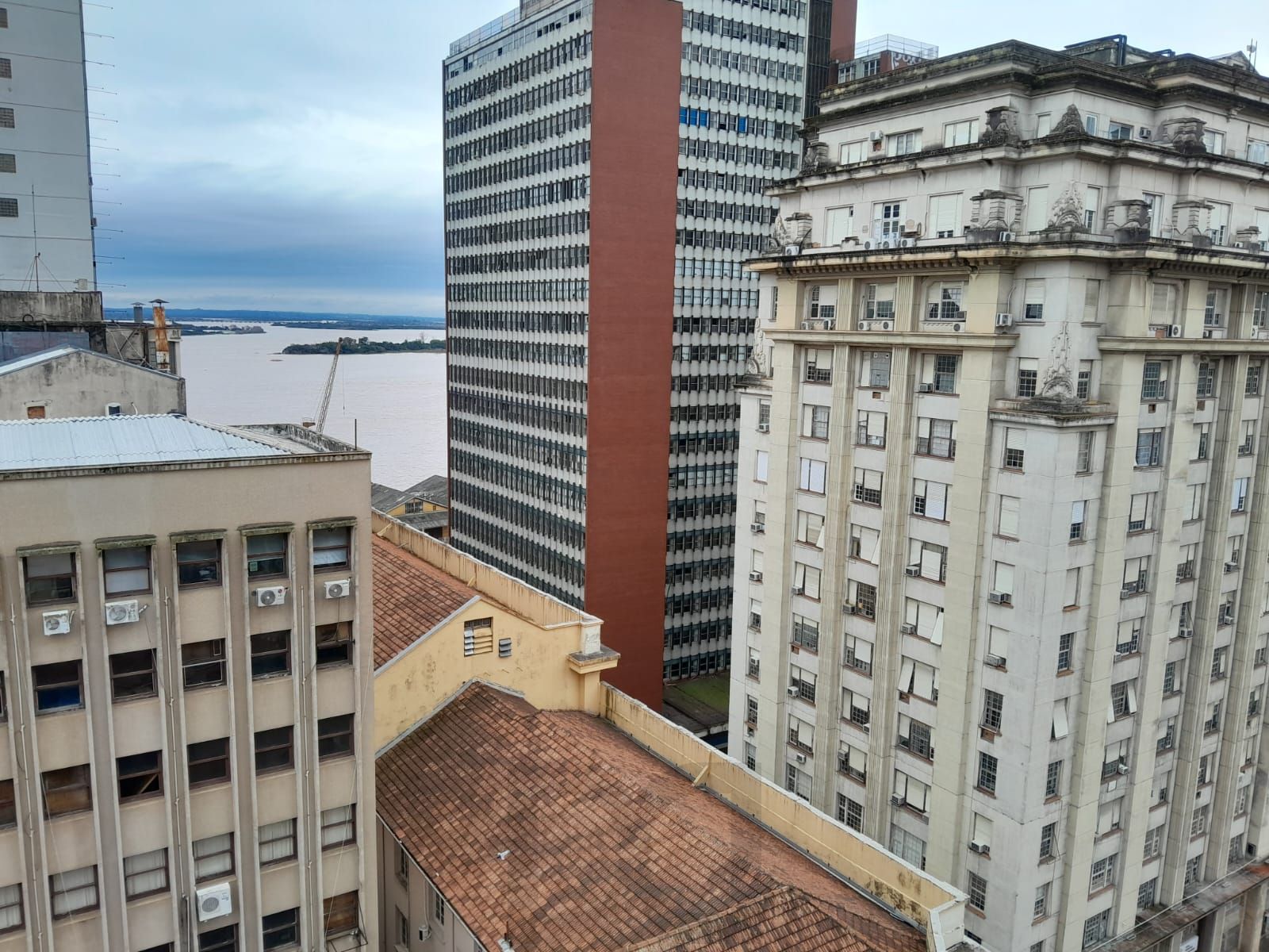 Salas com meio andar,para empresas ou órgãos públicos com 262,41m2 ,Centro — foto 7
