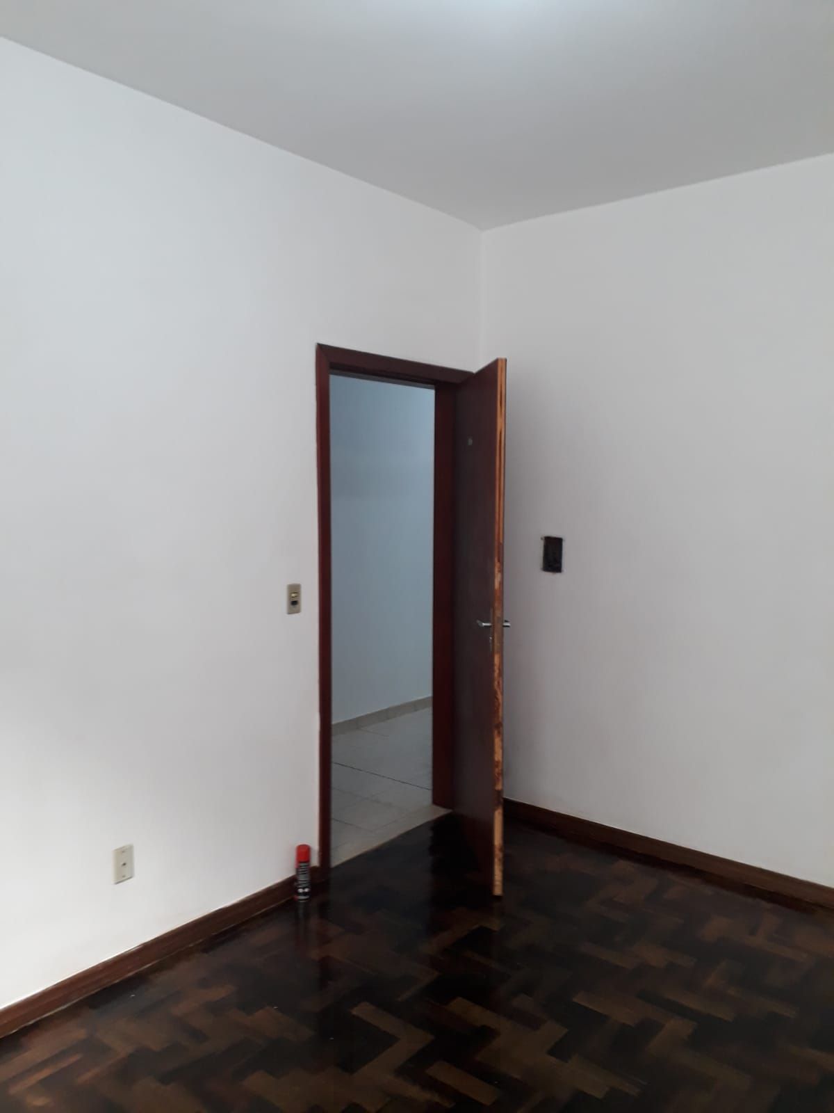 Kitnet desocupada no Menino Deus - Porto Alegre - Preço atrativo! — foto 4