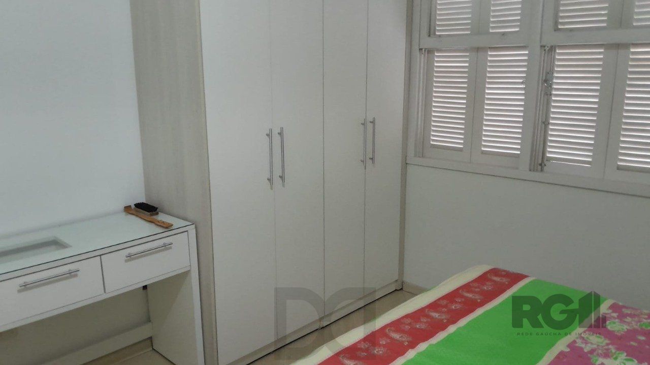Apartamento na Luiz Manoel,2 dormitórios,desocupado,frente,bairro Santana — foto 5
