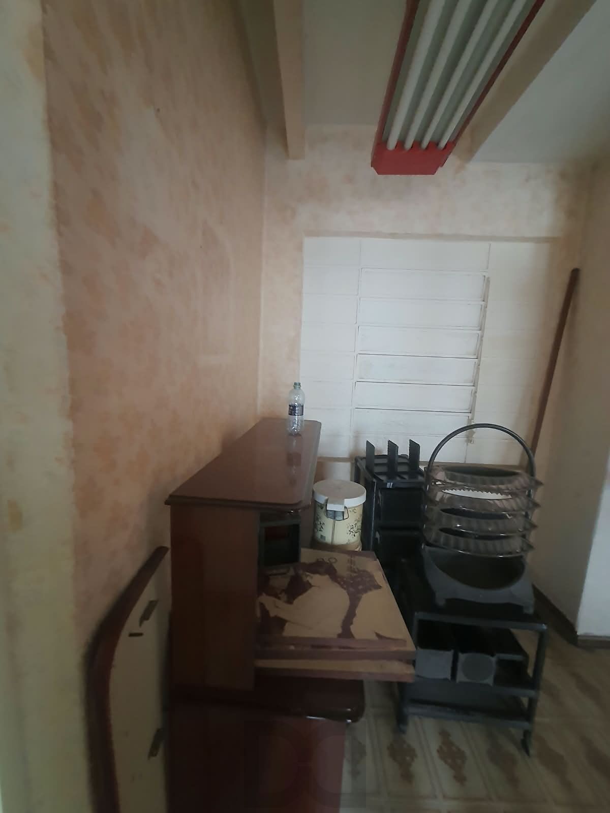 Conjunto comercial com Hall, 2 salas, sacada e Banheiro na Salgado filho - Centro Histórico! — foto 6