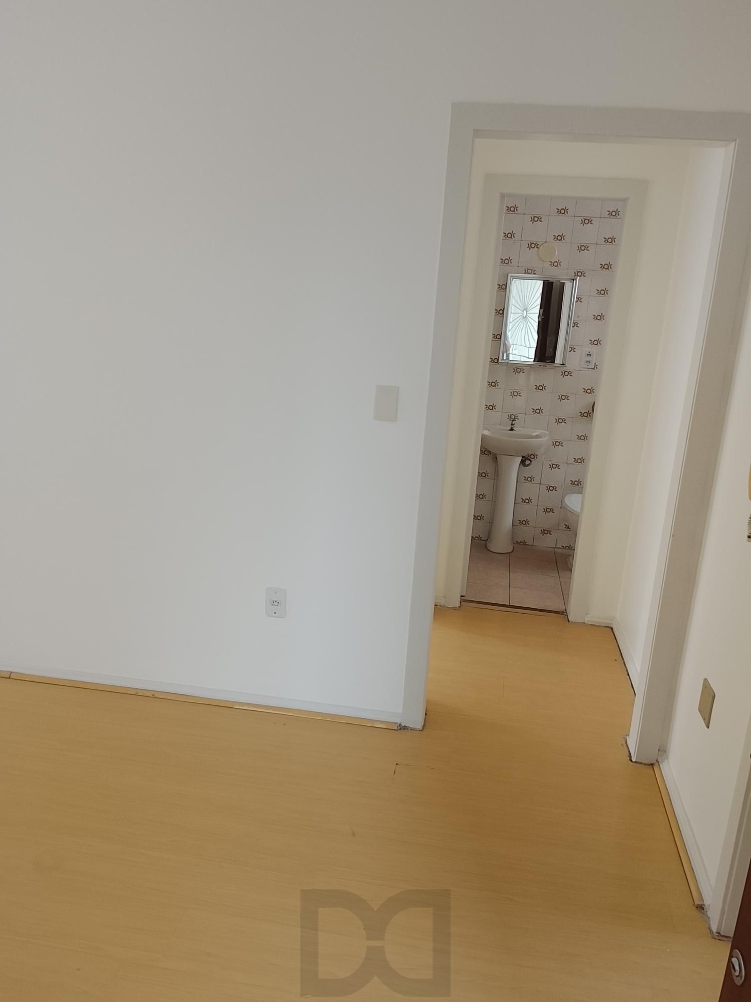 Excelente apto Lateral. 1D, sala, coz, área de serv. banh. Preço Atrativo! — foto 25