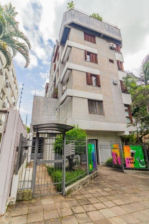 Sala,bairro Petrópolis, com ampla metragem,43,20M2, conservação impecável — foto 1