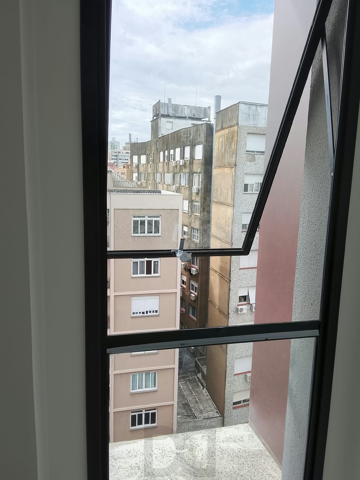 Apartamento 1D andar alto - lançamento - Cidade Baixa - Porto Alegre — foto 47