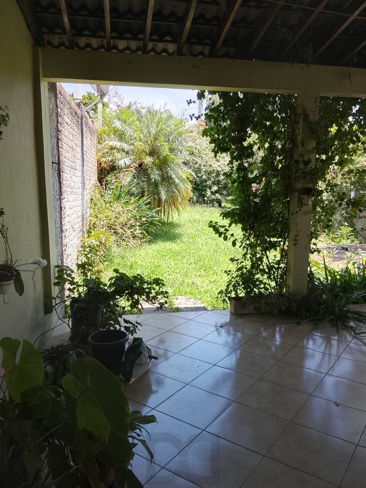 CASA / SOBRADO 5D e 10 vagas 3 Banheiros - Pátio enorme c/ Jacuzi e Pergolado - Living 3 ambientes - Sta Teresa — foto 40