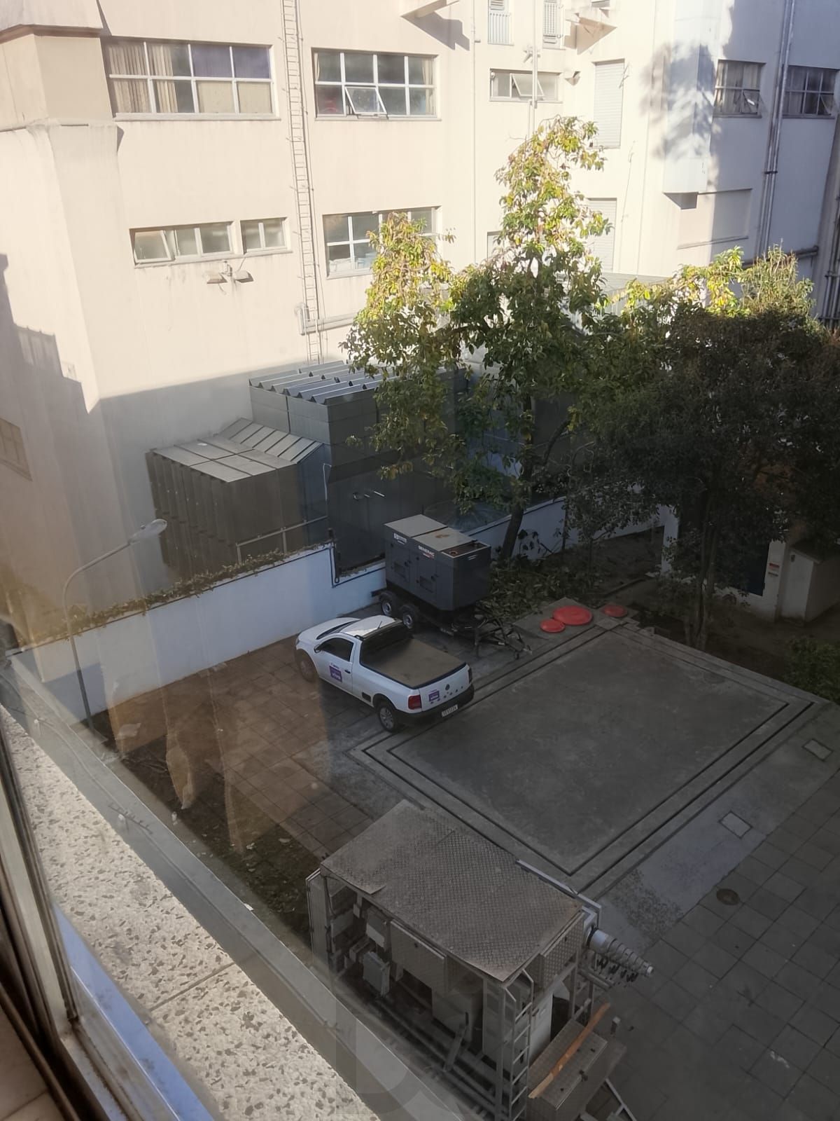 Oportunidade Única! Apartamento Semimobiliado de 3 Quartos e 1 Suíte Região Nobre em Porto Alegre — foto 12