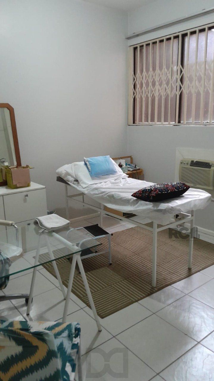 Sala térrea,com 78 m2 de pátio,com 200,98m2,na Lima e Silva — foto 11