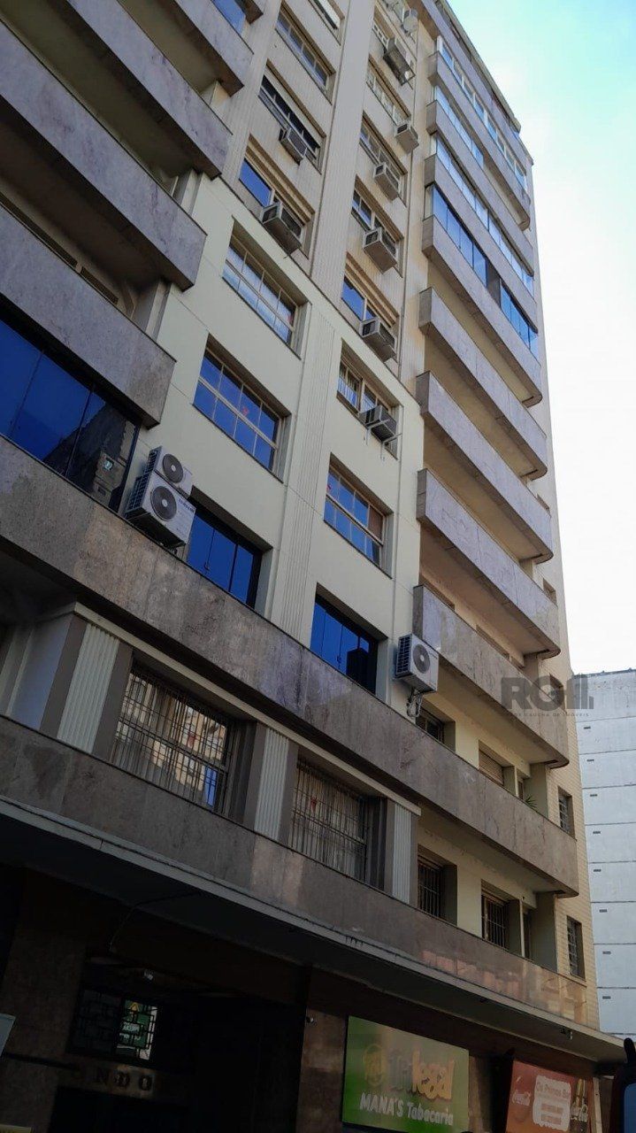 Apartamento 2 Dormitórios, Rua Andrade Neves,Bairro Centro Histórico — foto 1