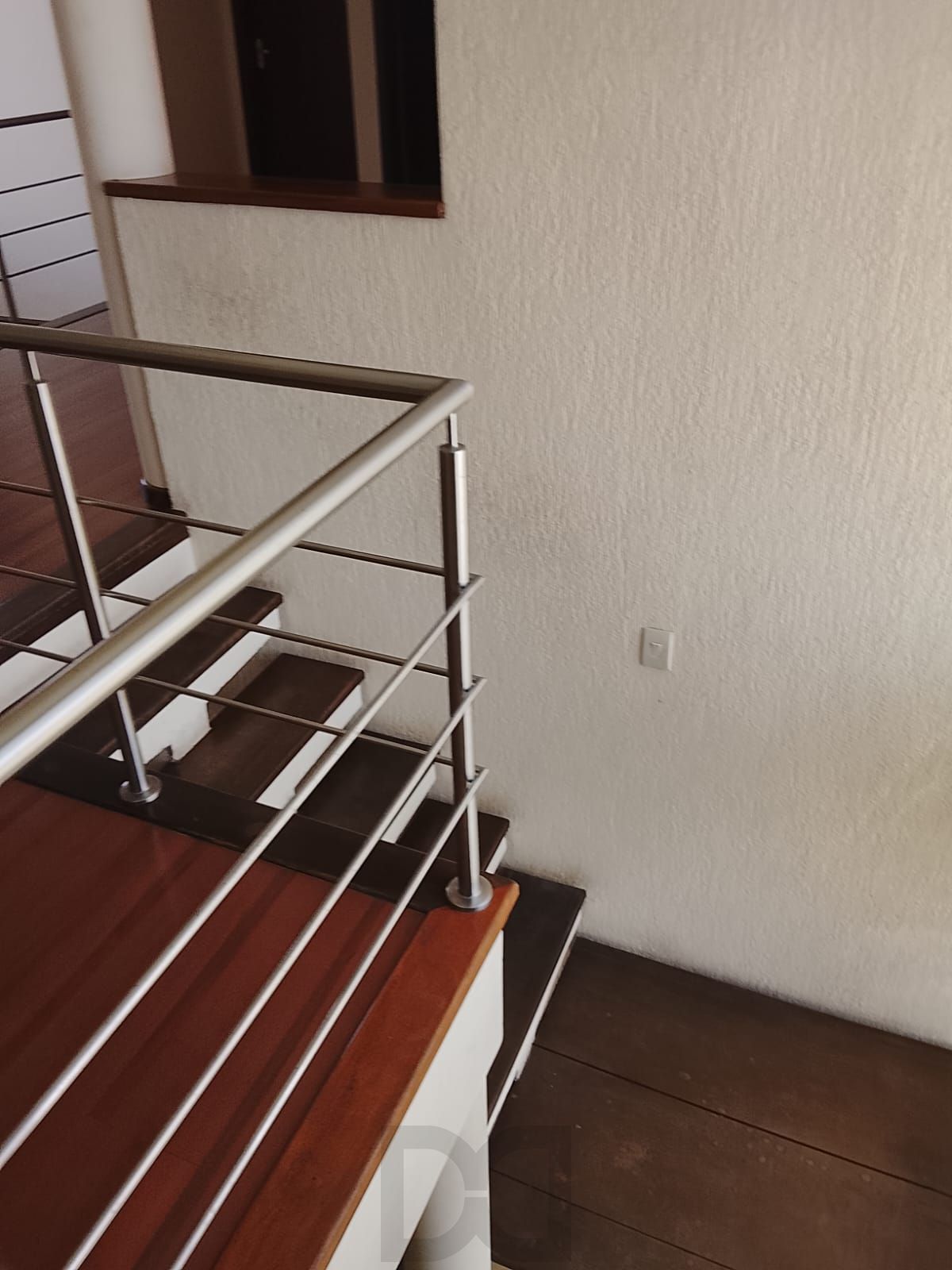 CASA / SOBRADO 5D e 10 vagas 3 Banheiros - Pátio enorme c/ Jacuzi e Pergolado - Living 3 ambientes - Sta Teresa — foto 48