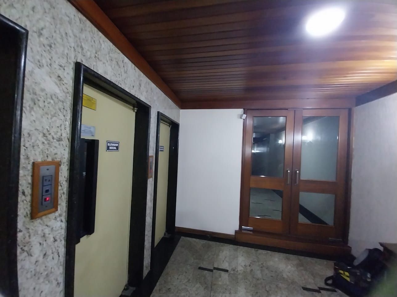Oportunidade Excelente Apartamento 1D Mobiliado 2 piso com elevador Cidade Baixa. — foto 64