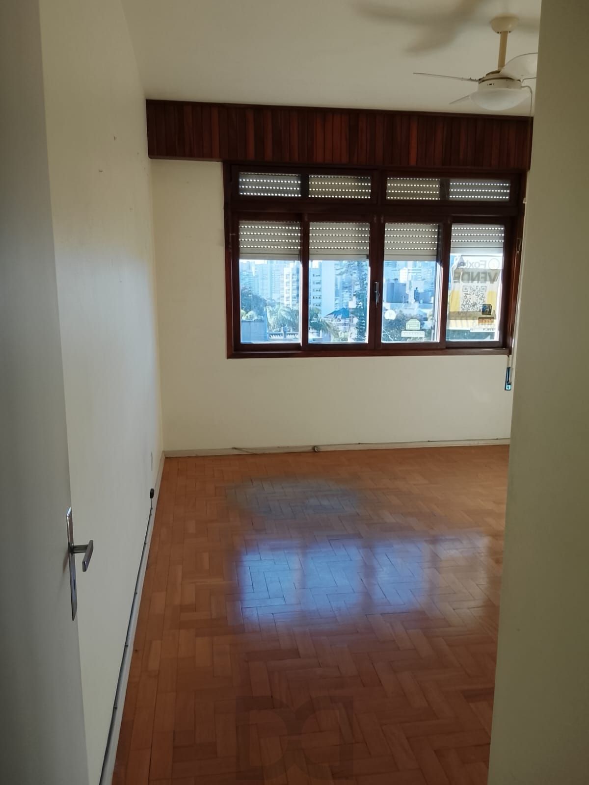 Oportunidade Única! Apartamento Semimobiliado de 3 Quartos e 1 Suíte Região Nobre em Porto Alegre — foto 36