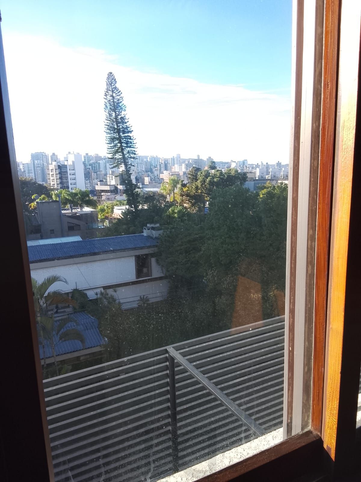 Oportunidade Única! Apartamento Semimobiliado de 3 Quartos e 1 Suíte Região Nobre em Porto Alegre — foto 37