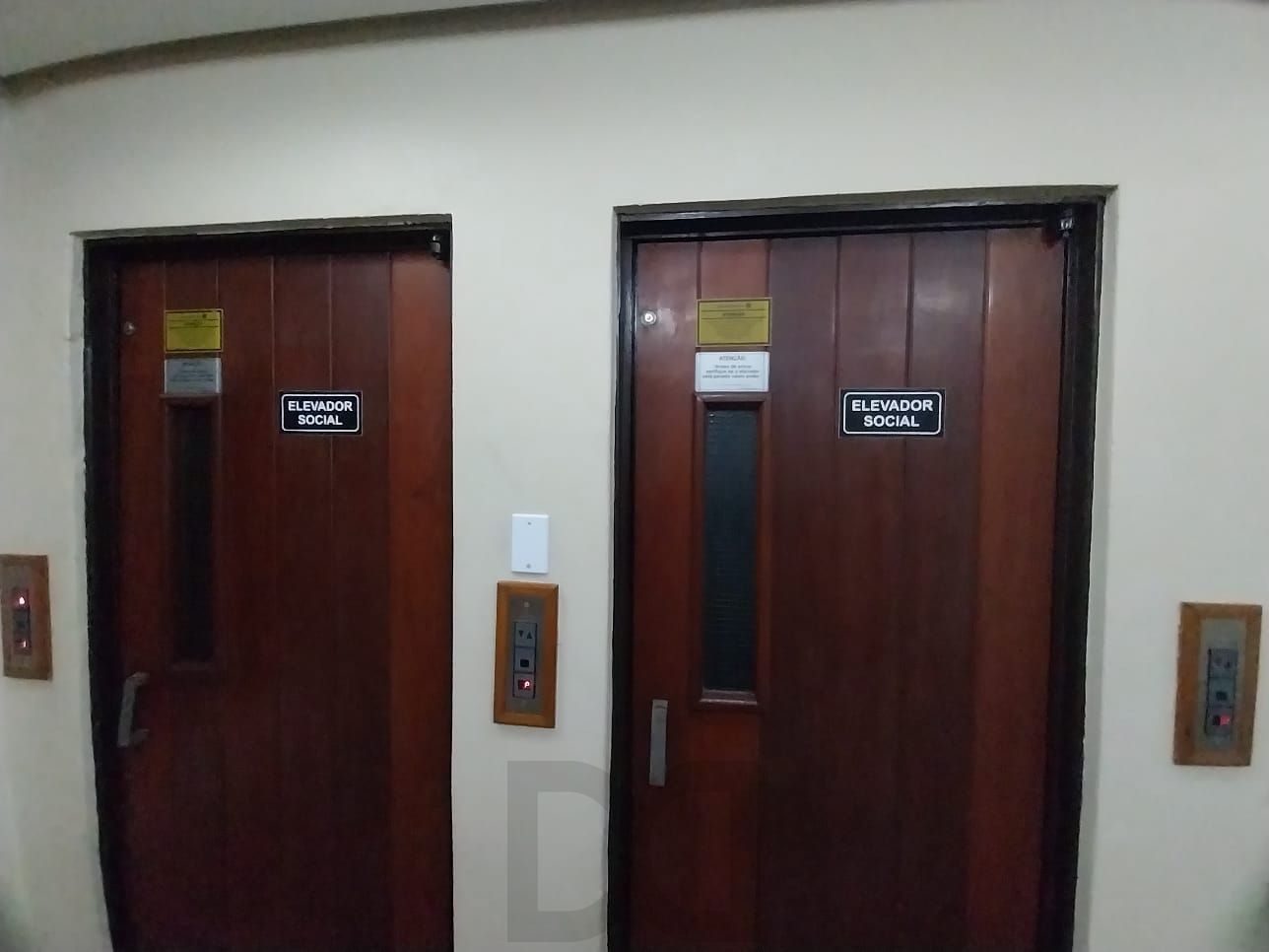 Oportunidade Excelente Apartamento 1D Mobiliado 2 piso com elevador Cidade Baixa. — foto 58