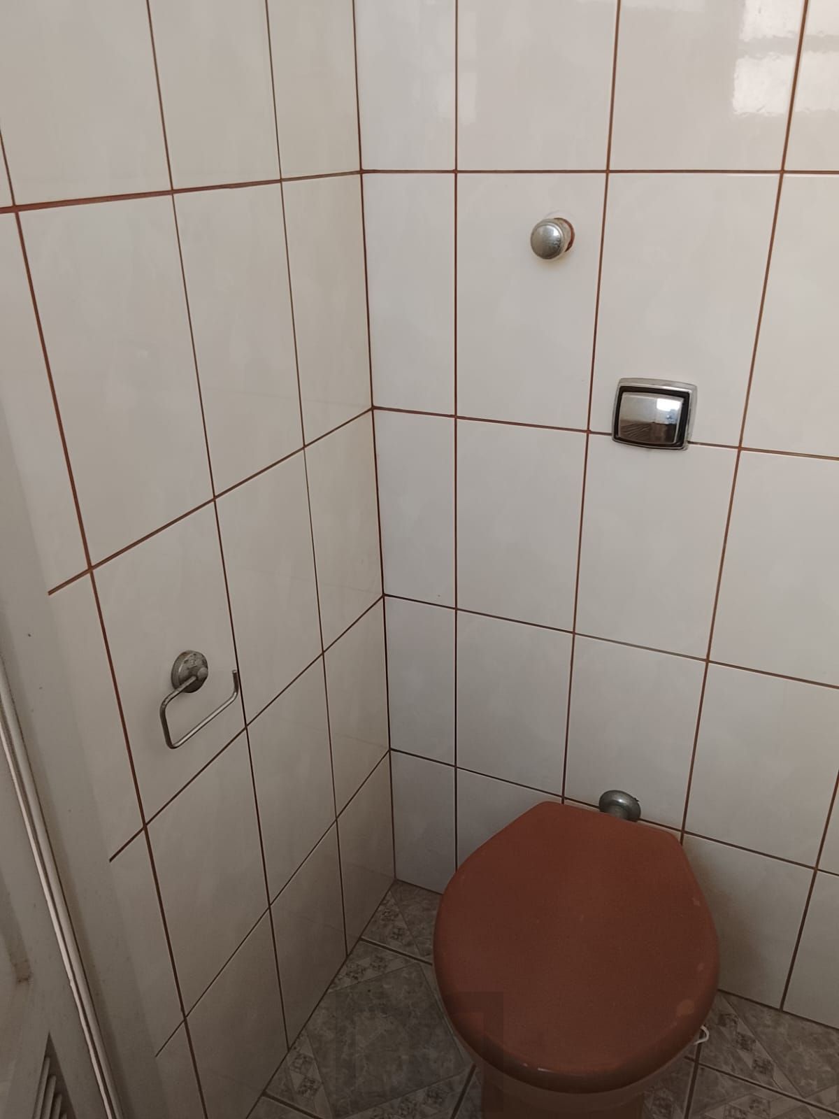 Oportunidade Única! Apartamento Semimobiliado de 3 Quartos e 1 Suíte Região Nobre em Porto Alegre — foto 16
