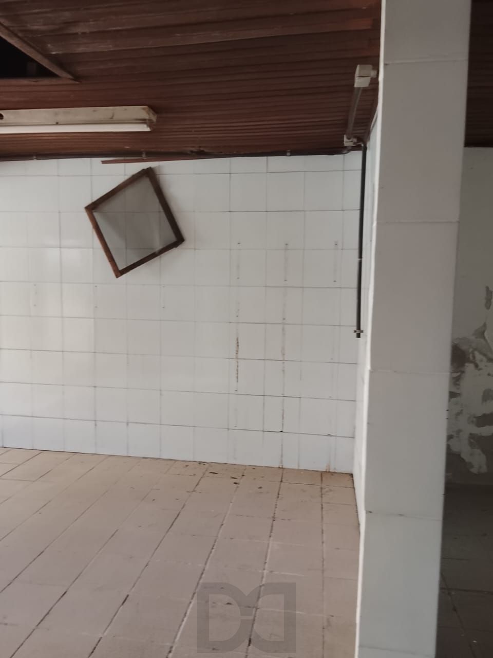 Loja Duplex na Duque de Caxias, desocupada espaço amplo. Preço atrativo. — foto 44