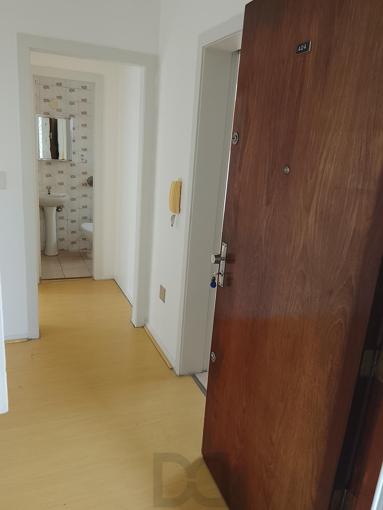 Excelente apto Lateral. 1D, sala, coz, área de serv. banh. Preço Atrativo! — foto 24