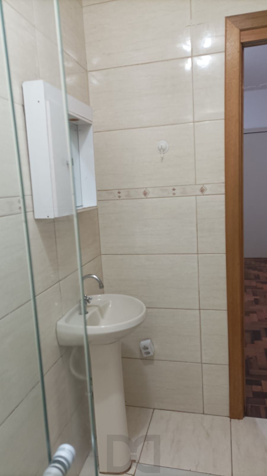 JK / Kitnet AMPLO Cidade Baixa - 1 lance de escada Preço atrativo — foto 23