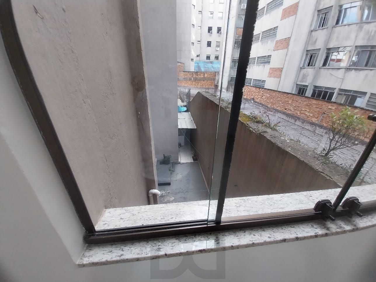 JK recém reformado, 2 piso, elevador, andradas esquina com Bento Martins, centro histórico — foto 24