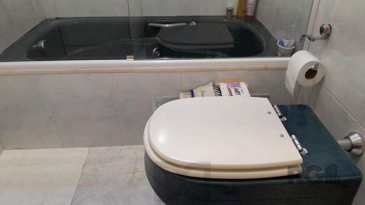 Apartamento 3 quartos, suite, dep de empregada,andar alto,Bairro Centro — foto 9