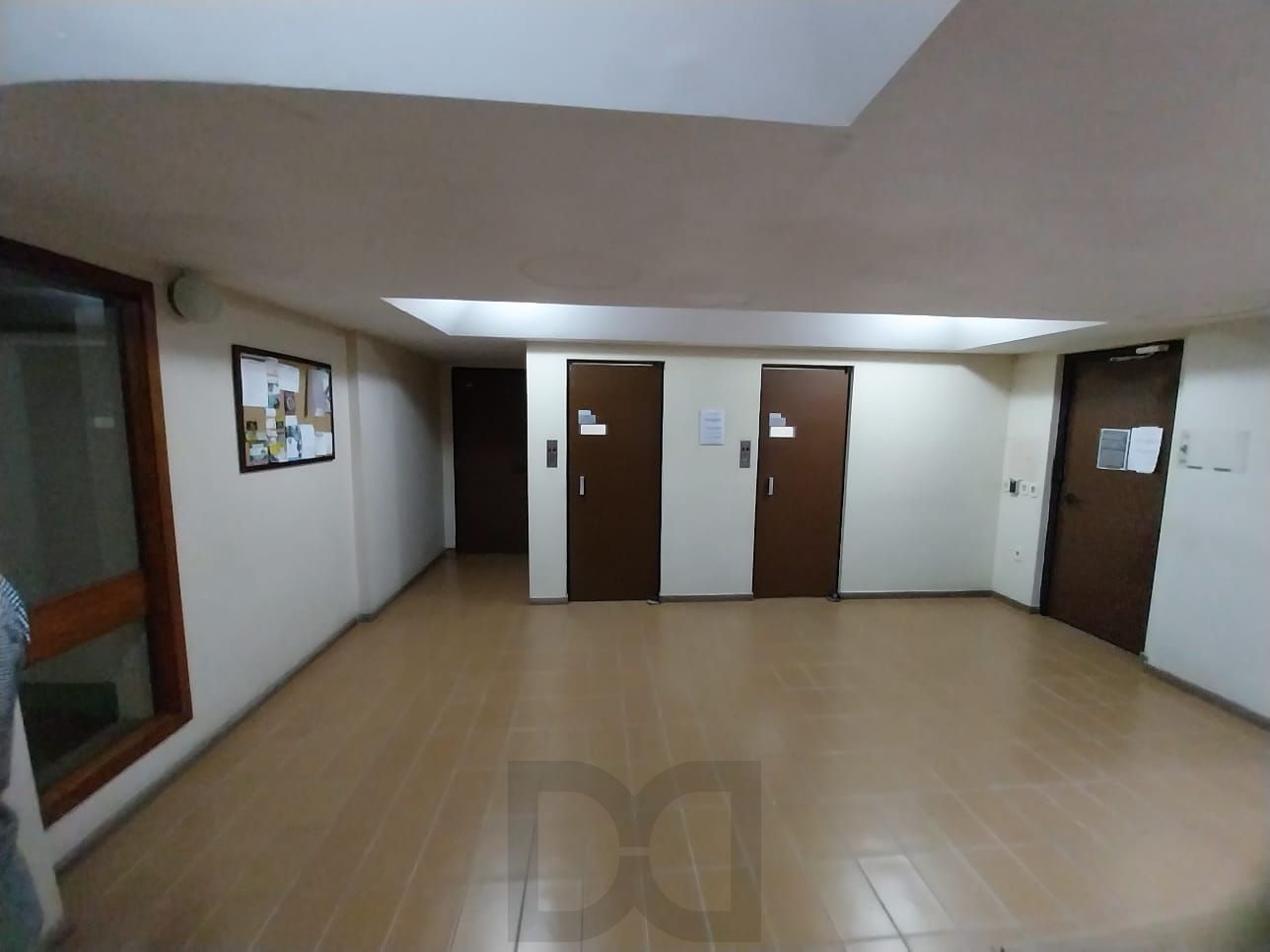 Excelente apartamento, Centro Histórico, de frente, andar alto. — foto 9