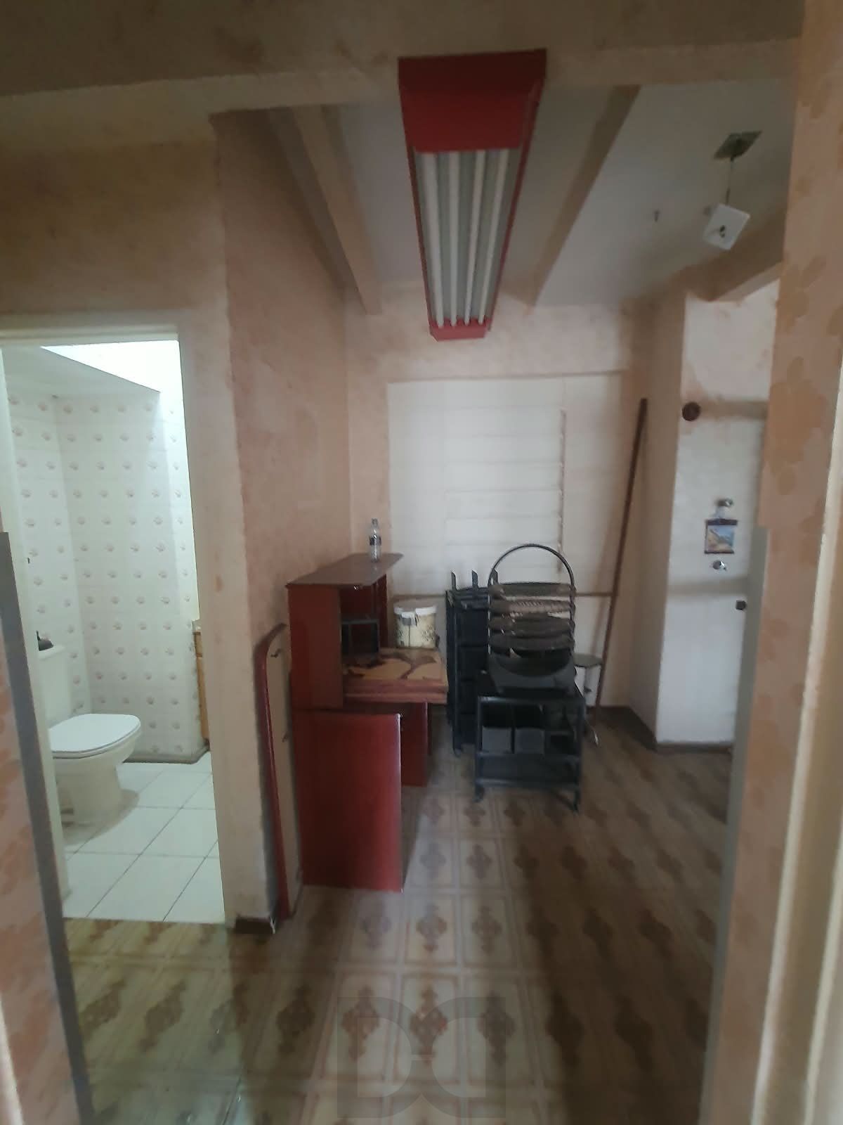 Conjunto comercial com Hall, 2 salas, sacada e Banheiro na Salgado filho - Centro Histórico! — foto 12