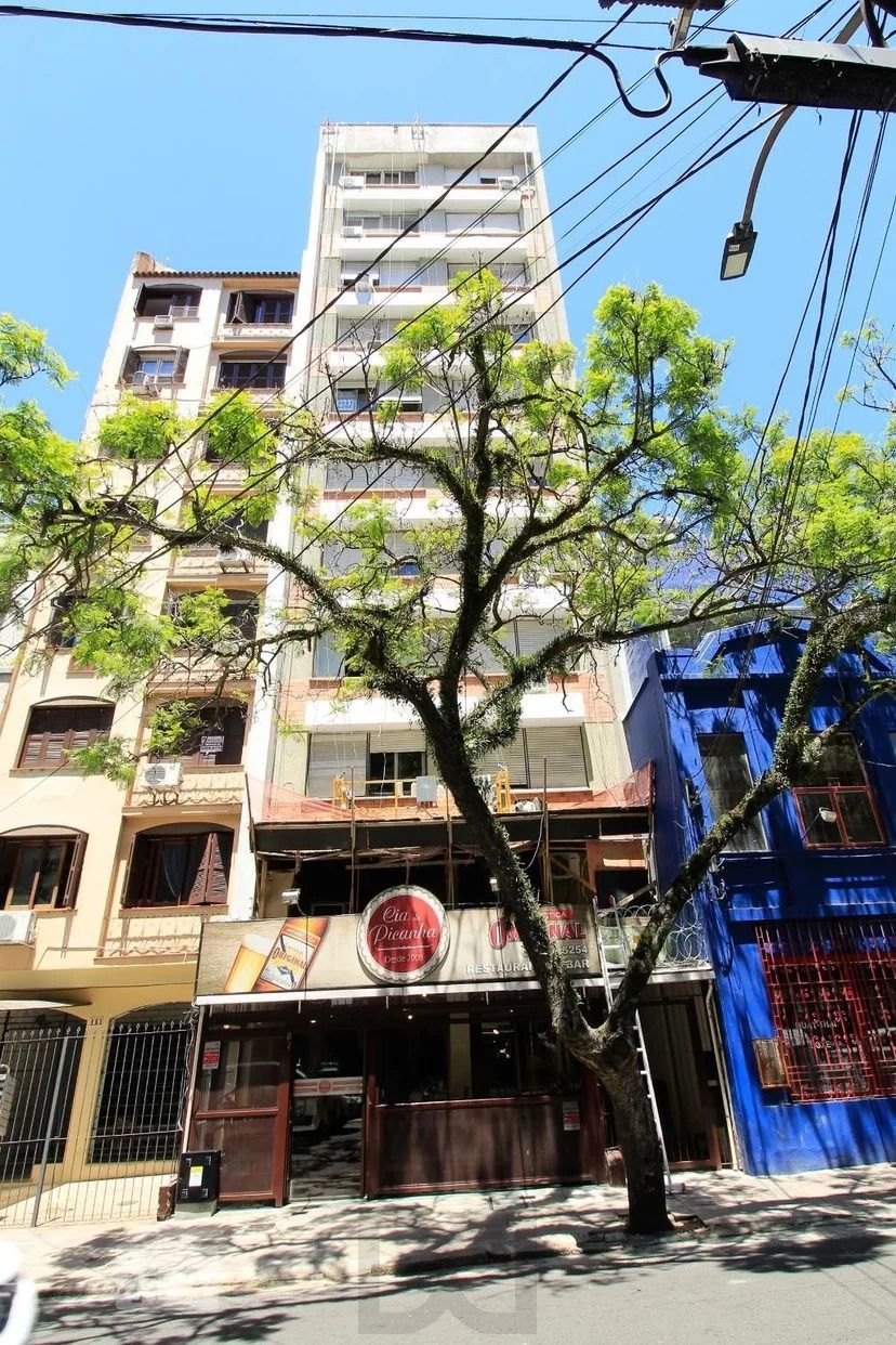 Excelente ap 1D com Suíte, cozinha planejada e banheiro reformado. Lima e Silva, centro P. Alegre -- Locado! — foto 7