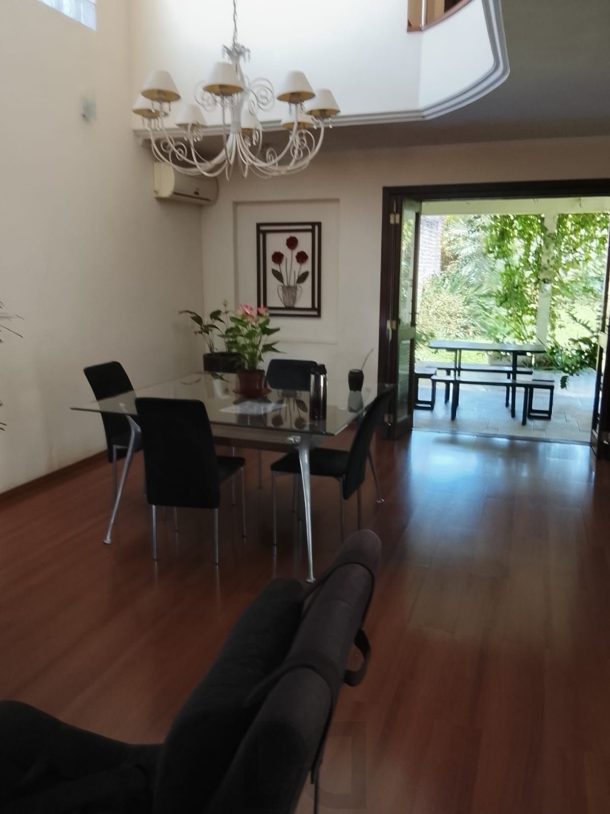 CASA / SOBRADO 5D e 10 vagas 3 Banheiros - Pátio enorme c/ Jacuzi e Pergolado - Living 3 ambientes - Sta Teresa — foto 13