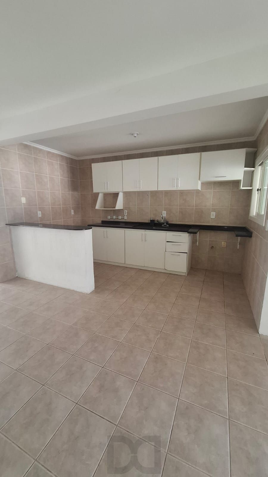 Excelente Casa / Sobrado na Zona Sul - Guarujá - Porto Alegre - preço competitivo! — foto 9