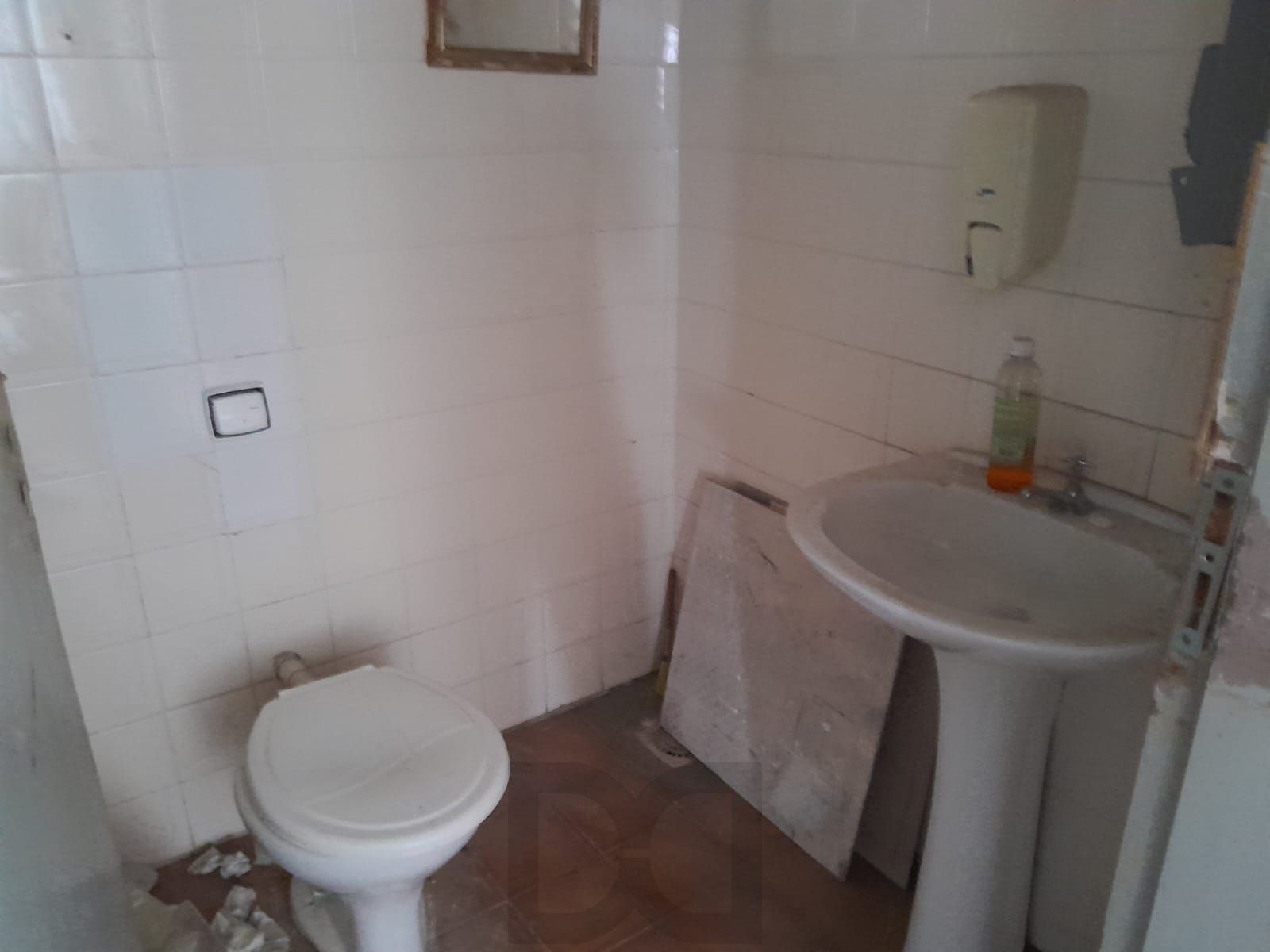 Salas com meio andar,para empresas ou órgãos públicos com 262,41m2 ,Centro — foto 23