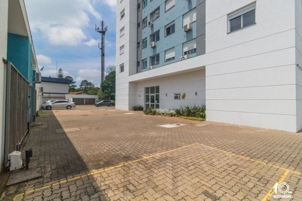 **Oportunidade Única! Apartamento com 3 quartos, 1 suíte e vaga em Porto Alegre!** — foto 3