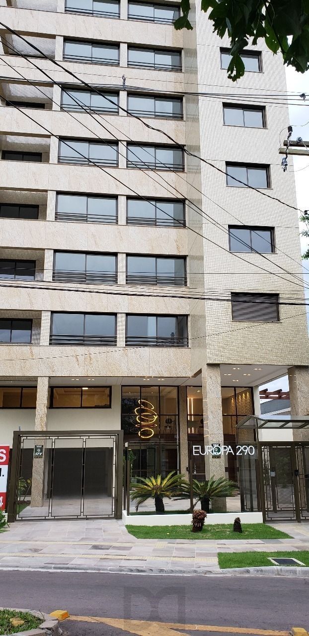 Apartamento, 78.4m², 2 dormitórios, sendo 2 suites, 1 vaga, Petrópolis — foto 2