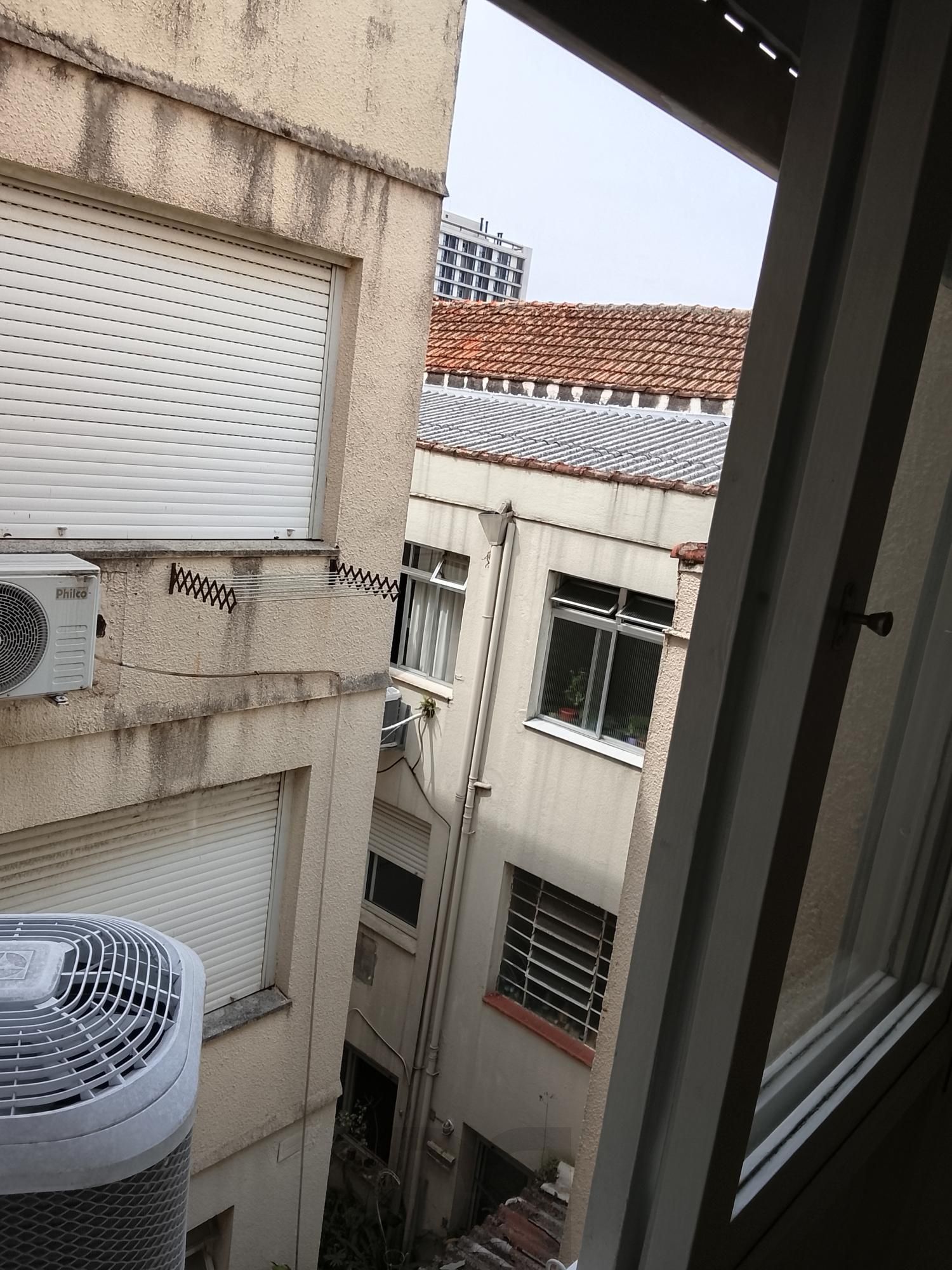 Excelente apto Lateral. 1D, sala, coz, área de serv. banh. Preço Atrativo! — foto 30