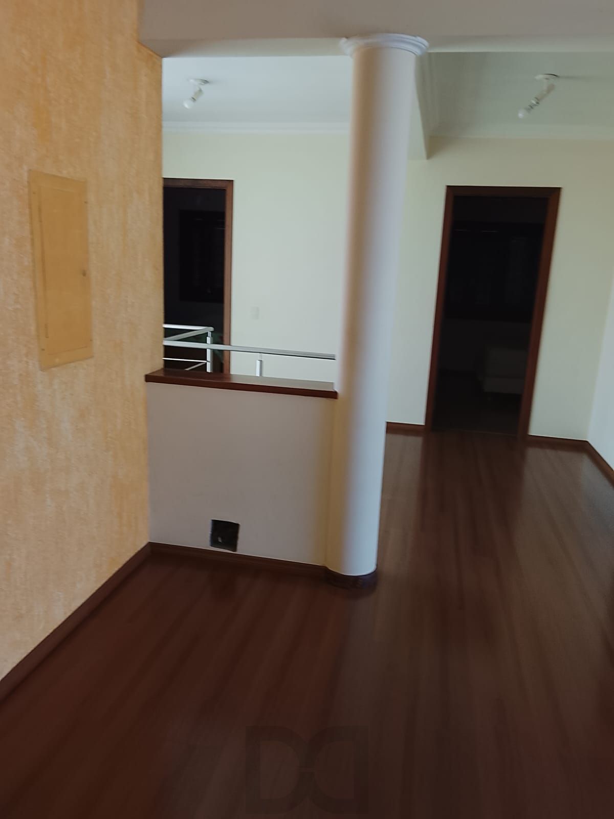 CASA / SOBRADO 5D e 10 vagas 3 Banheiros - Pátio enorme c/ Jacuzi e Pergolado - Living 3 ambientes - Sta Teresa — foto 59