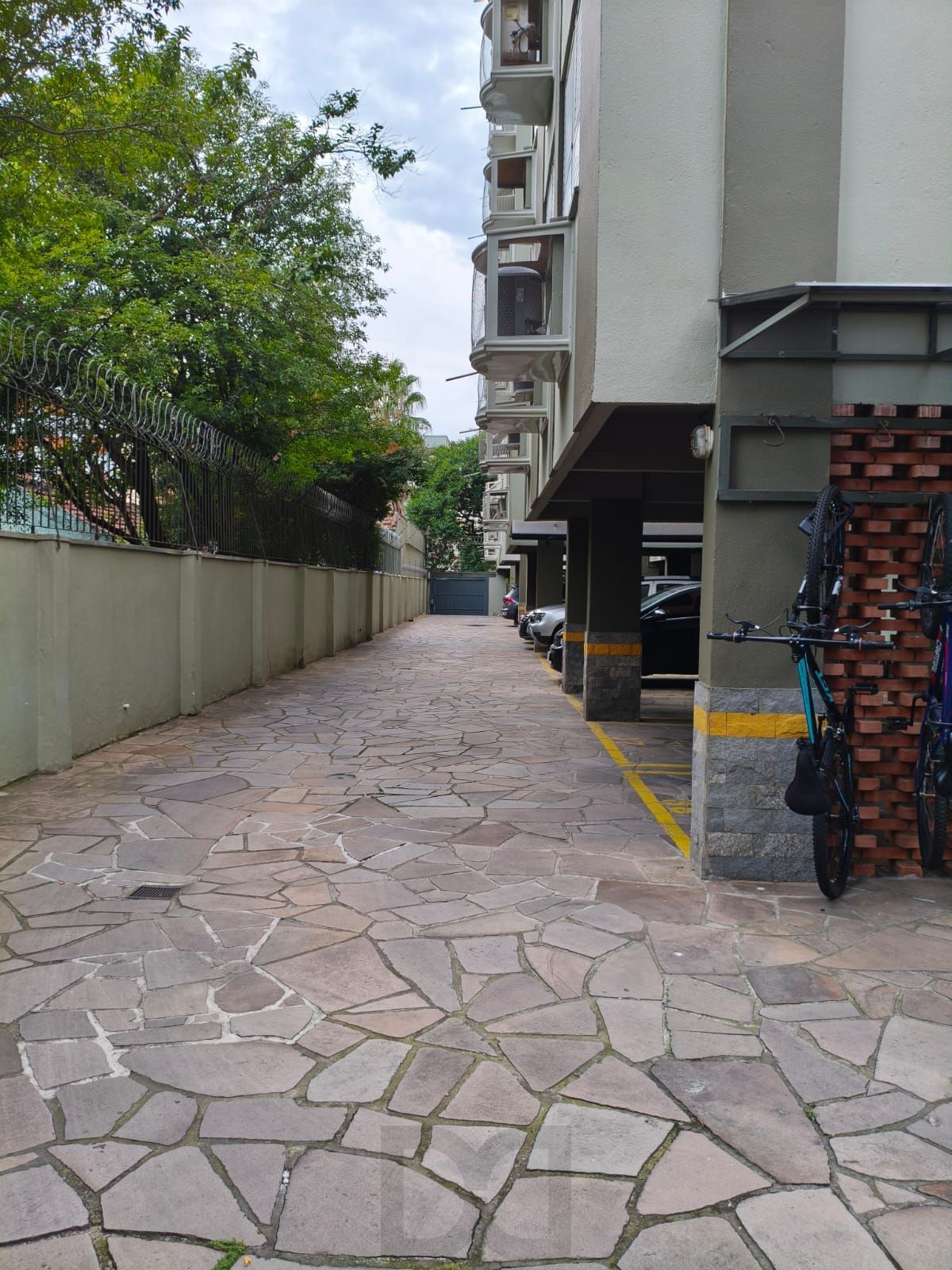 Oportunidade 2D, 2 Banheiros - Cidade Baixa - Porto Alegre - Preço Atrativo — foto 10