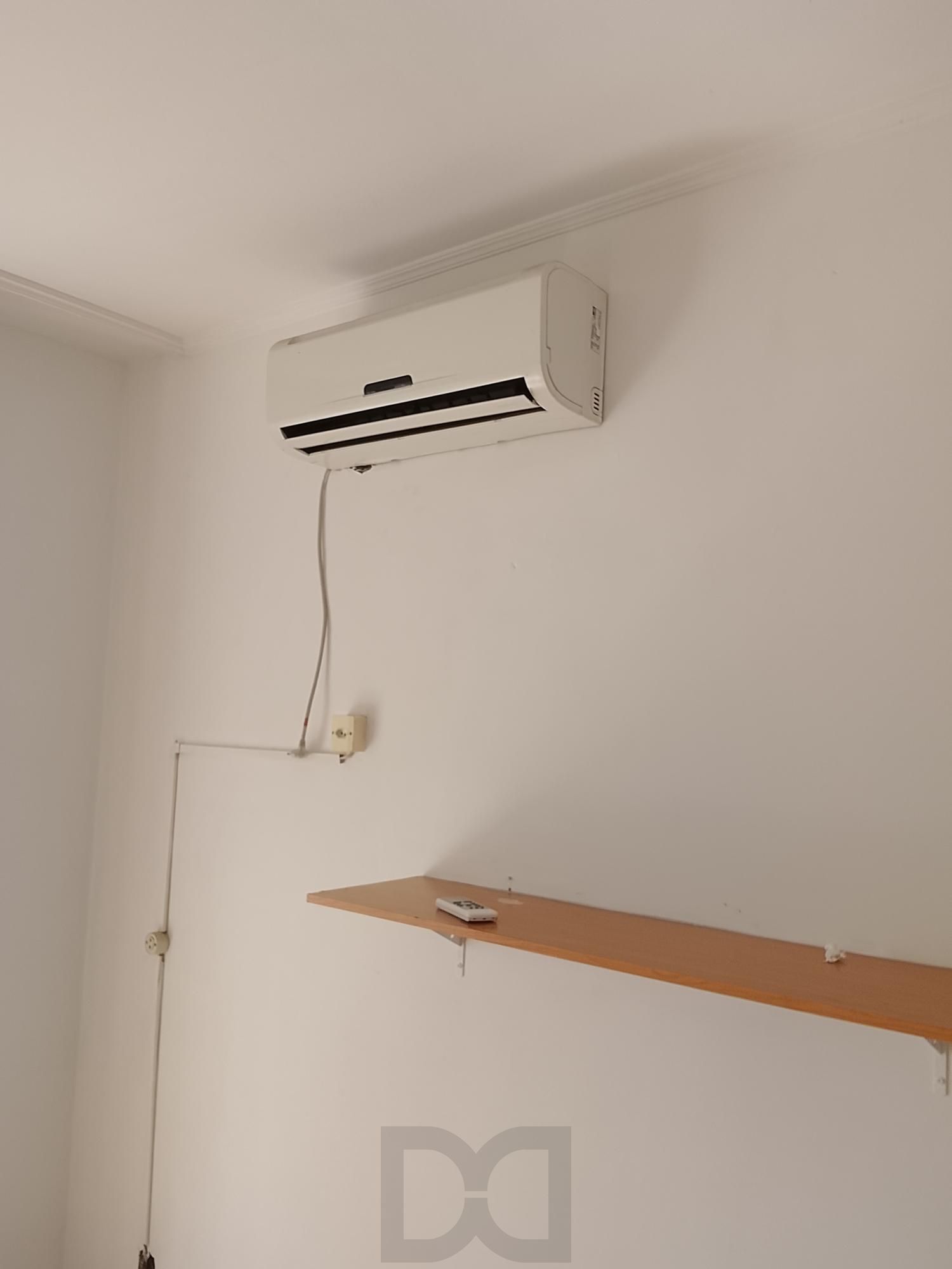 Ótimo apartamento 1D, desocupado na Medianeira, preço atrativo. — foto 24