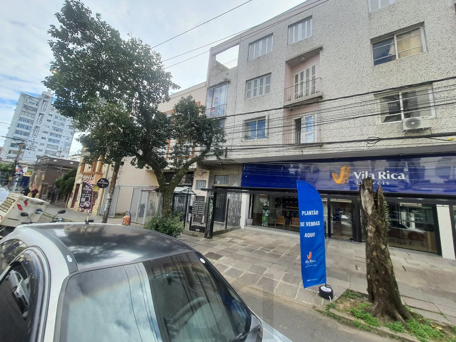 Excelente 2D de Frente com sacadinha na Cidade Baixa - Porto Alegre — foto 2