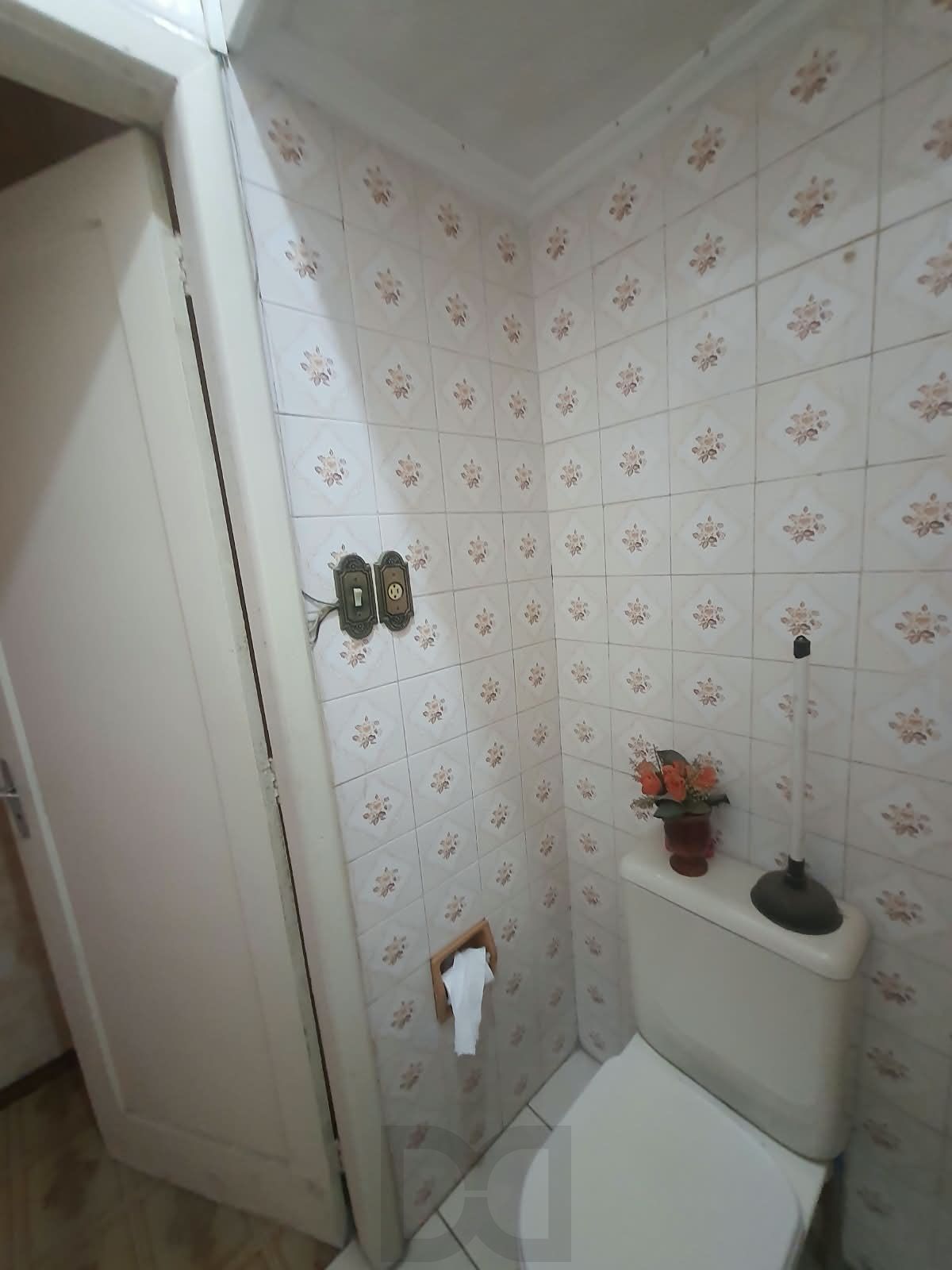 Conjunto comercial com Hall, 2 salas, sacada e Banheiro na Salgado filho - Centro Histórico! — foto 13
