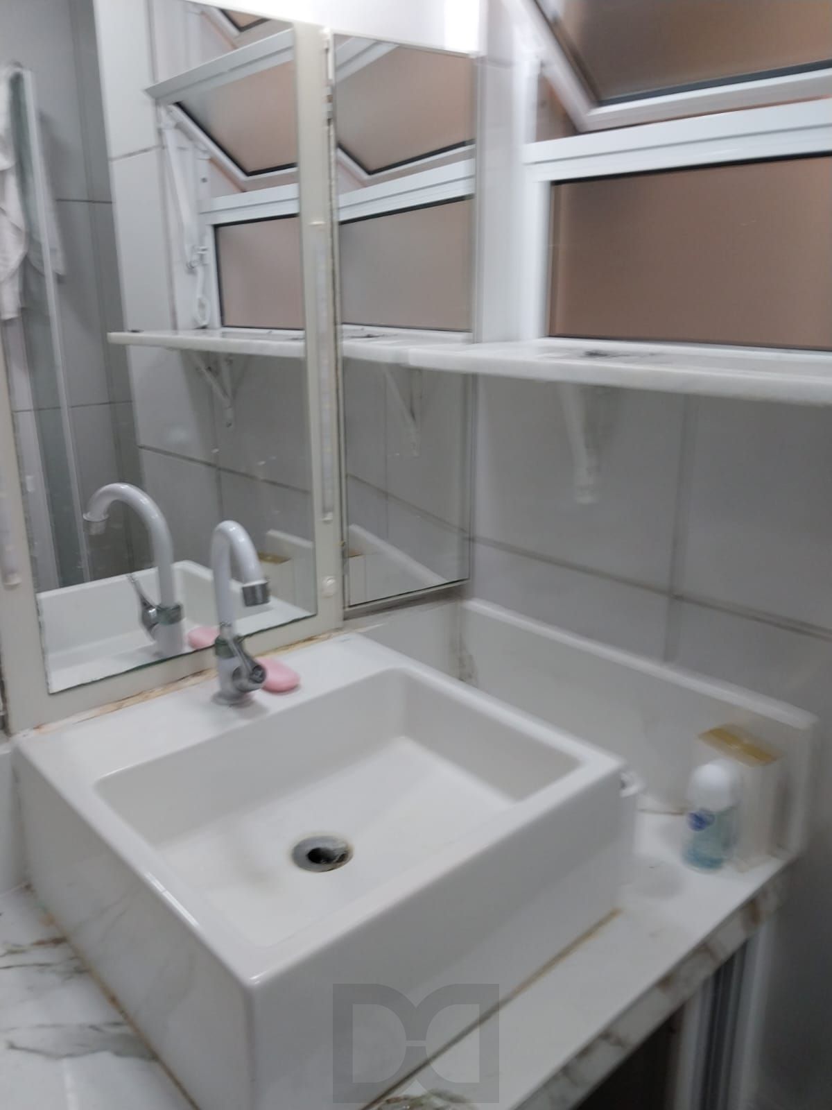 Excelente oportunidade, 1D, TÉRREO 2 pátios cobertos - Bairro Santana, ótimo preço. — foto 37
