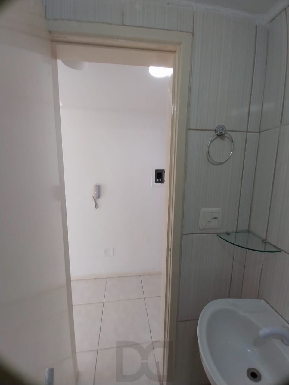 JK na Cidade Baixa, 2 piso, elevador, Preço atrativo. — foto 25