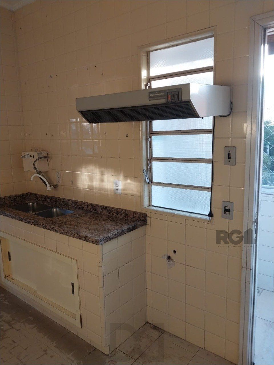Excelente apartamento 3 dormitório, com Box escriturado - Bairro Santana. Preço Atrativo. — foto 14