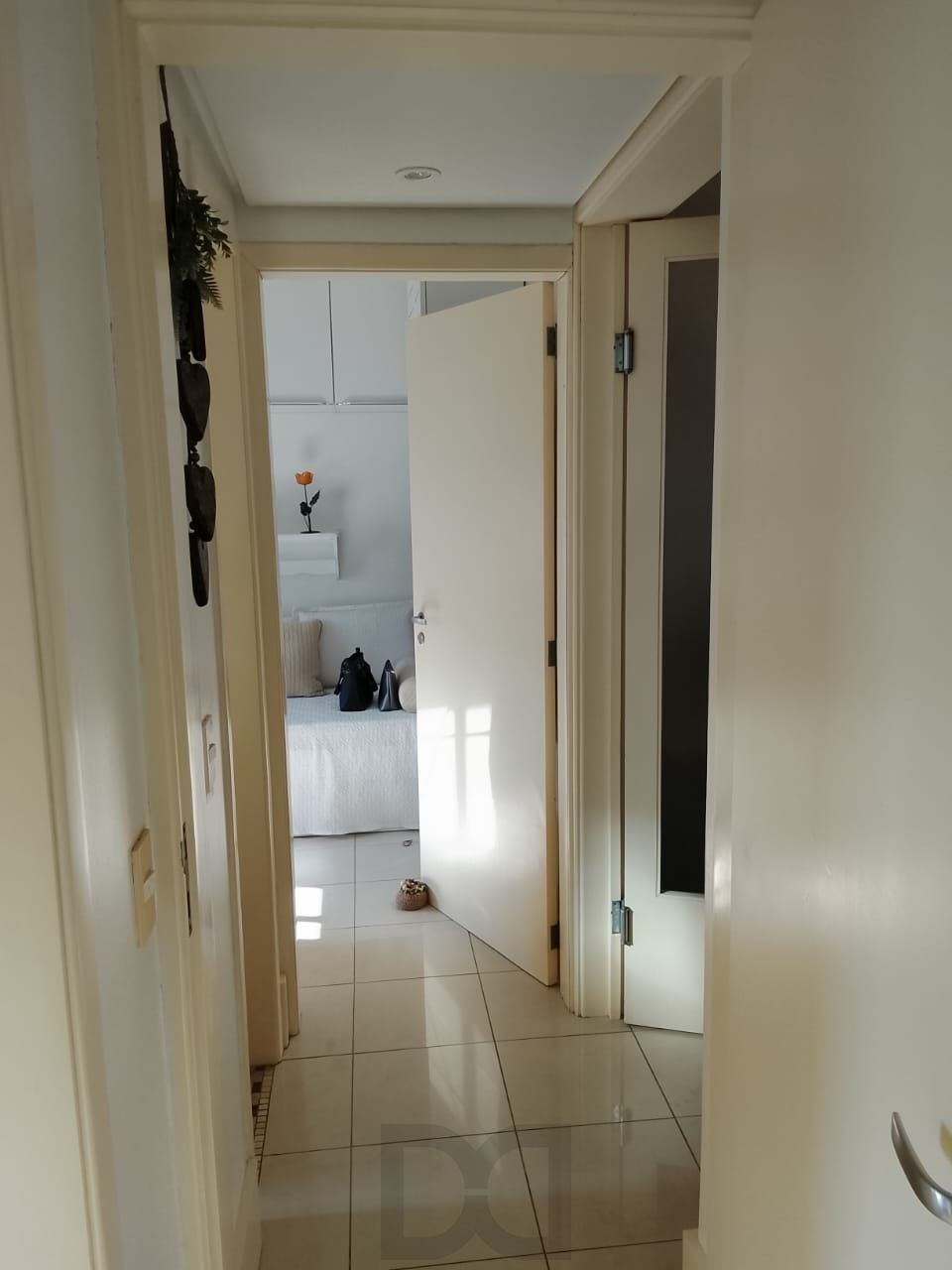 Excelente 2D C/Suíte e vaga coberta Três Figueiras - Porto Alegre — foto 30